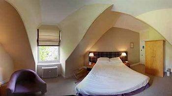 Mcinnes House With Breakfast 3*