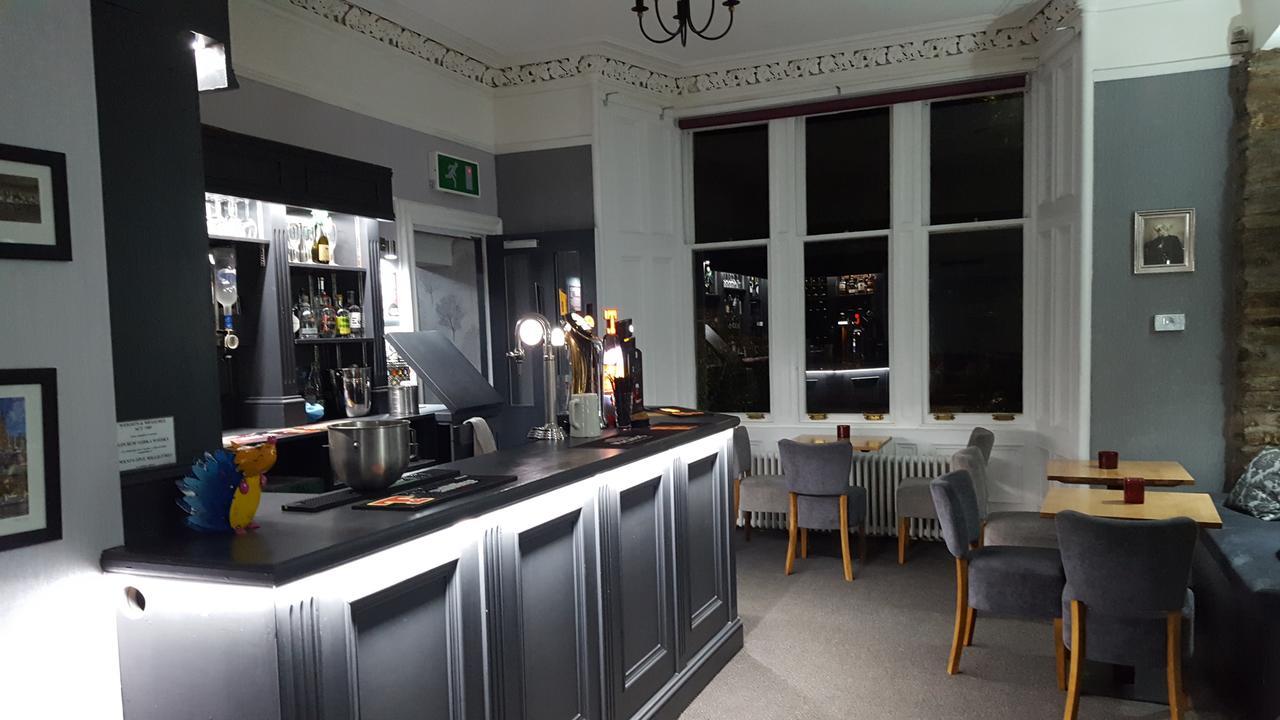 Mcinnes House With Breakfast 3*